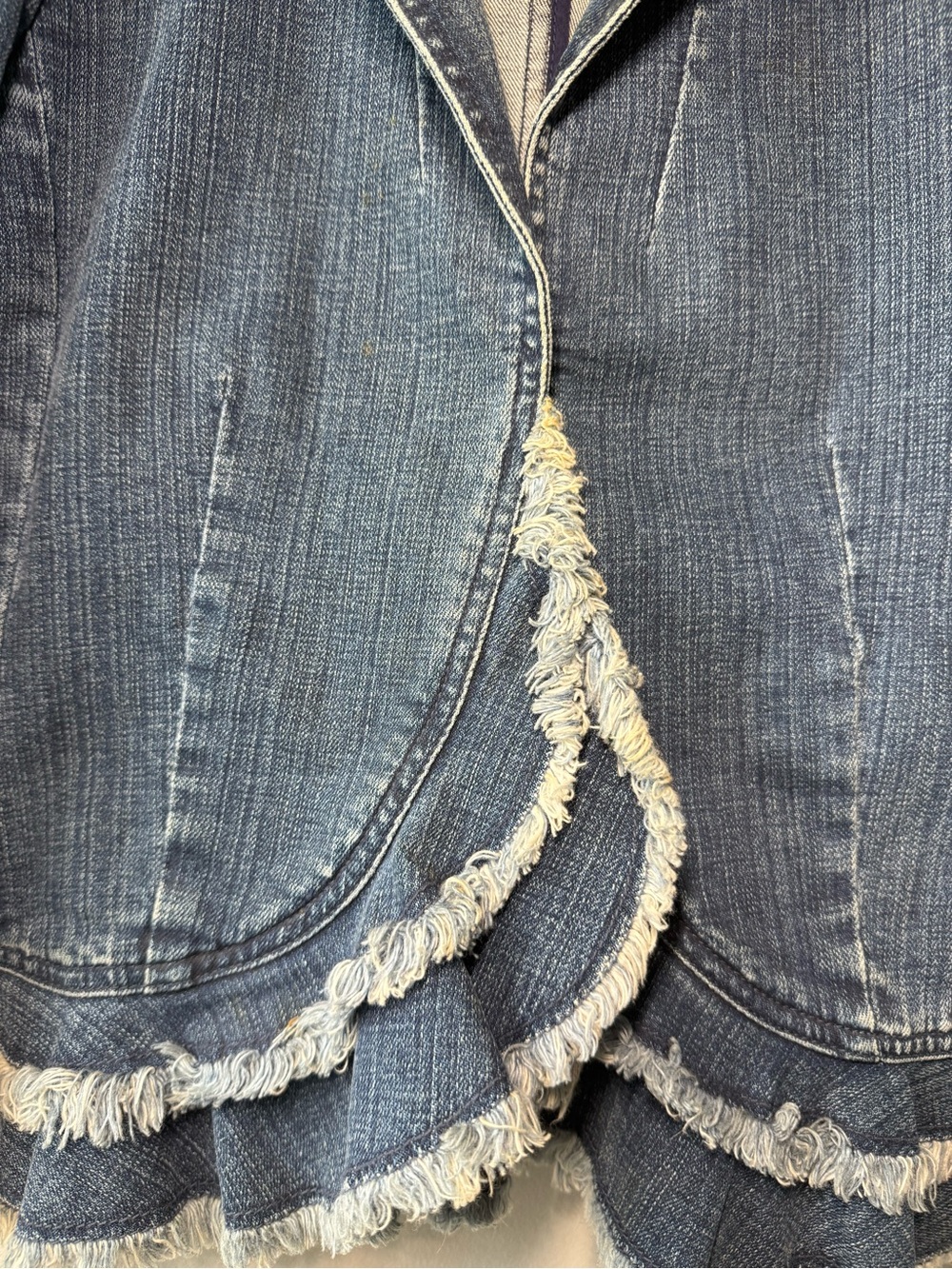 Laundry by Shelli Segal Y2K Denim Ruffle Jacket Size 10 - Picture 2 of 16